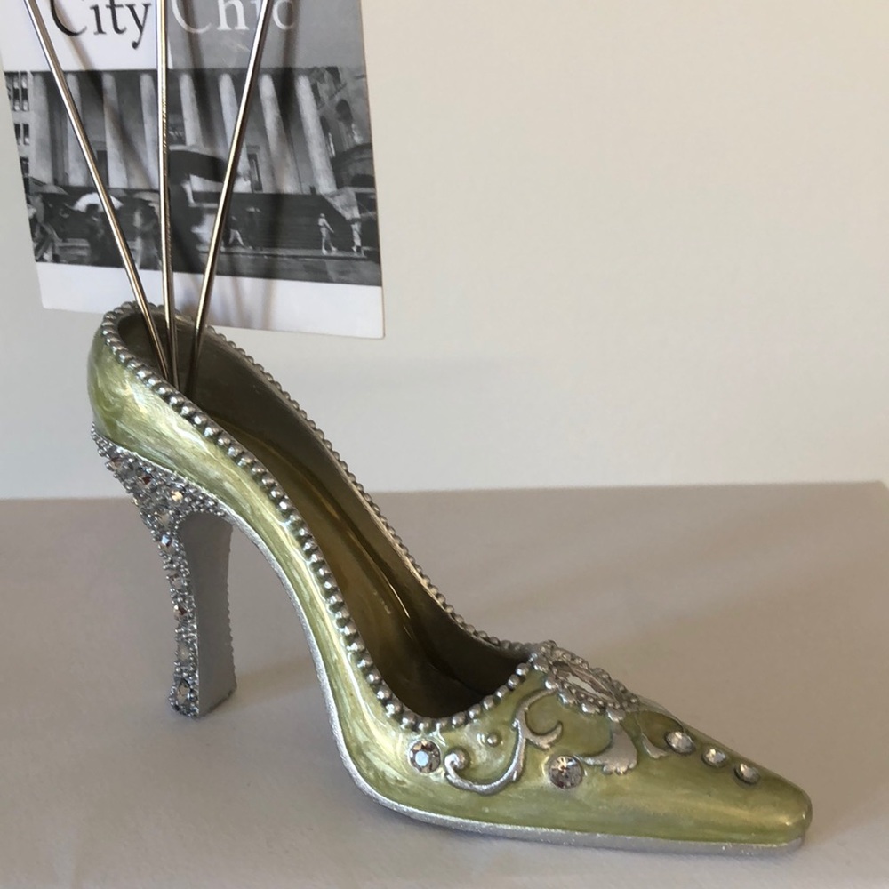 Bling Shoe photo frame. NWT. Holds three photos